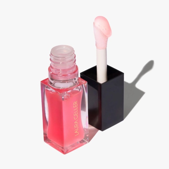 Laura Geller Fine Shine Glossy Lip Oil in Sweet Pink - Picture 4 of 11